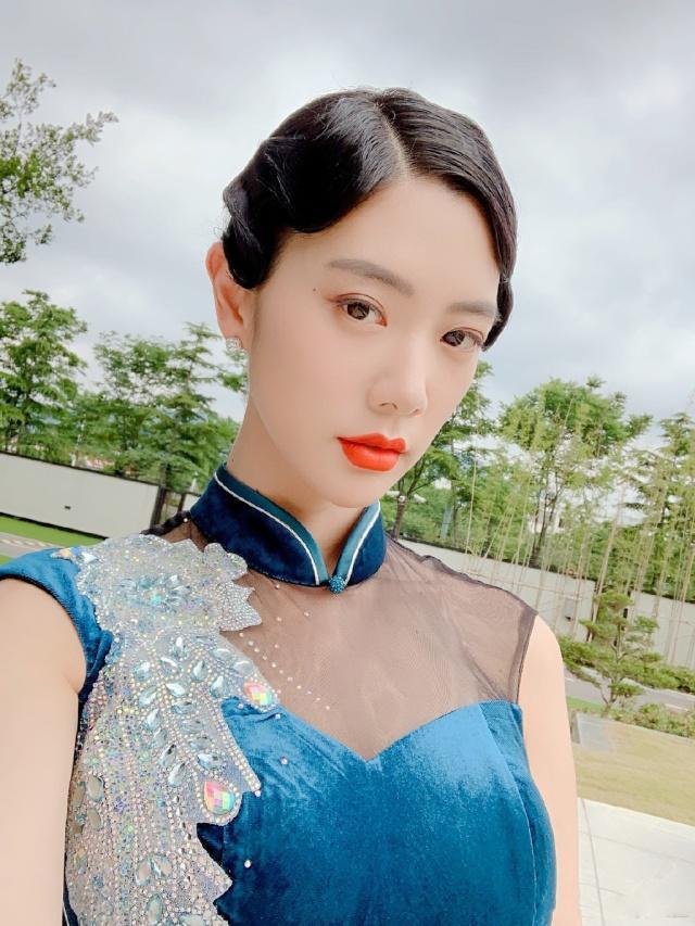 一对一视频聊天网站 镜中魅影